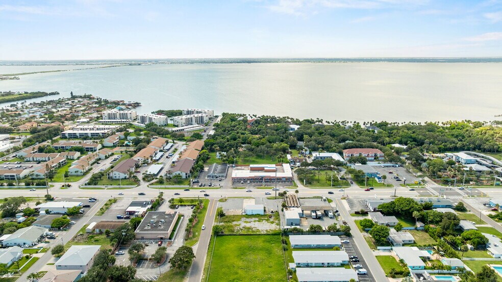 More Photos Of 6110 N Atlantic Ave, Cocoa Beach Auto Repair For Lease