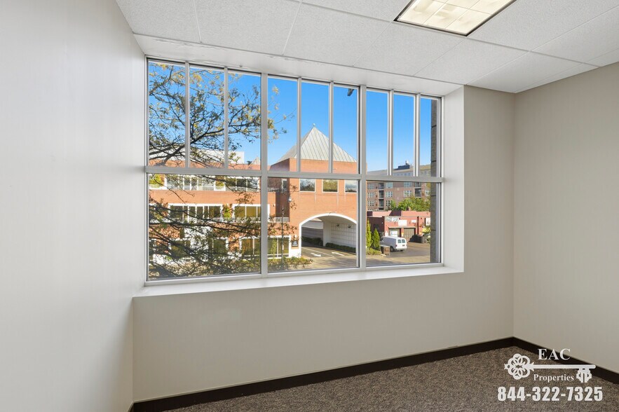 More Photos Of 606-612 West Ave, Norwalk Office For Lease