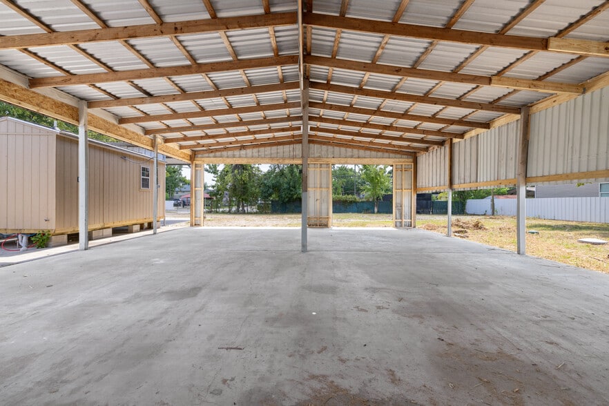 More Photos Of 1929 Havner Ln, Houston Warehouse For Sale