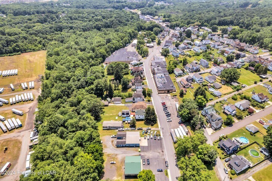 More Photos Of 109 Alden Rd, Nanticoke Service For Sale