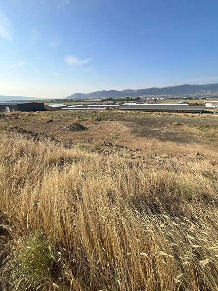 More Photos Of 501 Urban Industrial Way, East Wenatchee Land For Sale