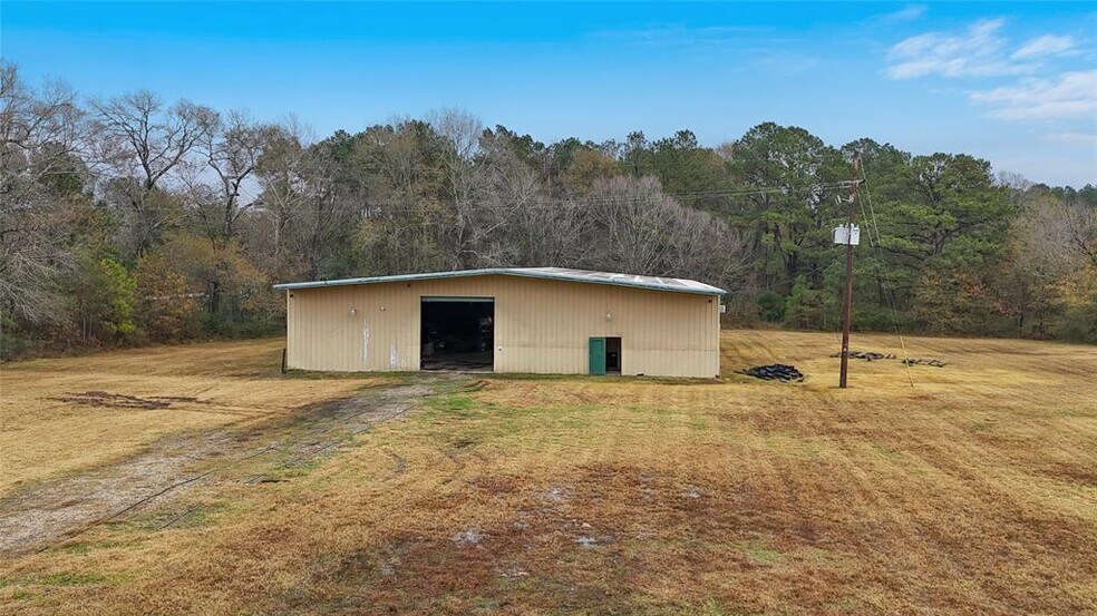 More Photos Of 21405 FM 787 Rd W, Cleveland Warehouse For Sale