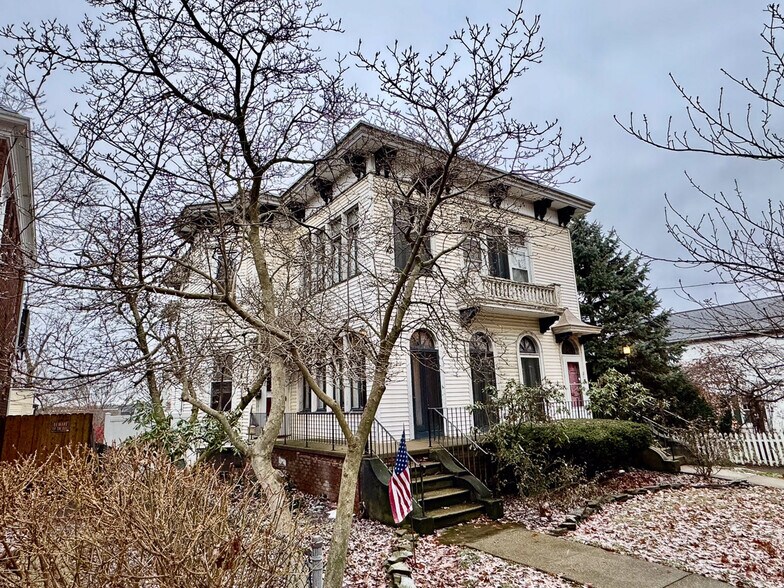 More Photos Of 415 4th St SE, Massillon Multifamily For Sale