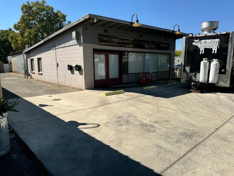 More Photos Of 2424 Park Ave, Chico Service For Sale