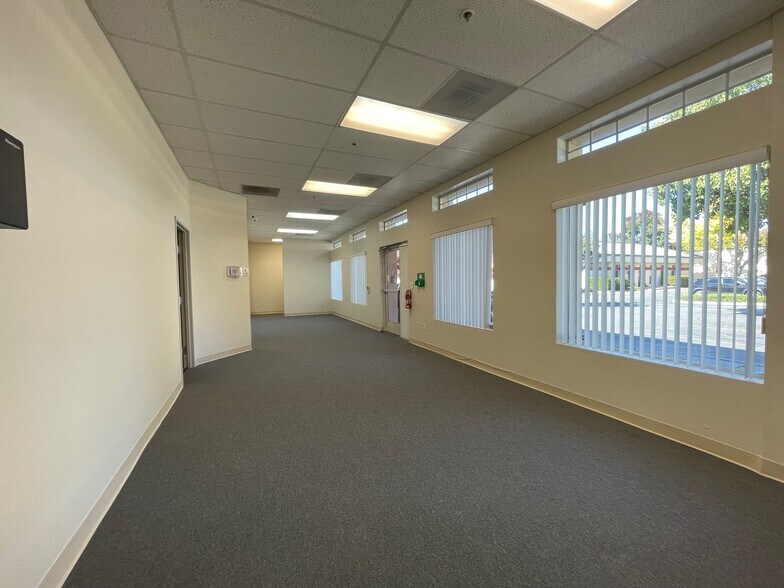More Photos Of 2060 Peabody Rd, Vacaville Medical For Lease