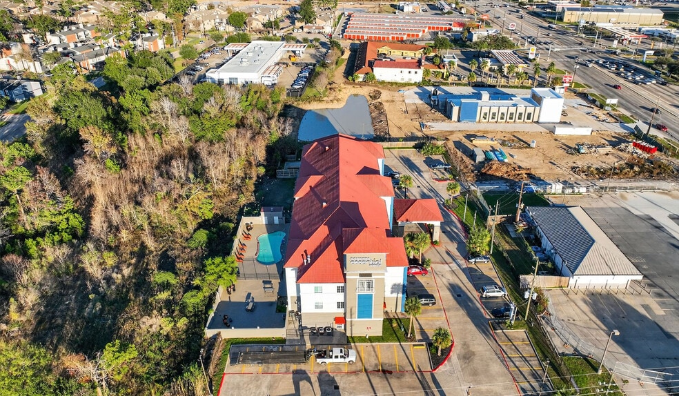 More Photos Of 415 Fm 1960 Rd E, Houston Hotel For Sale