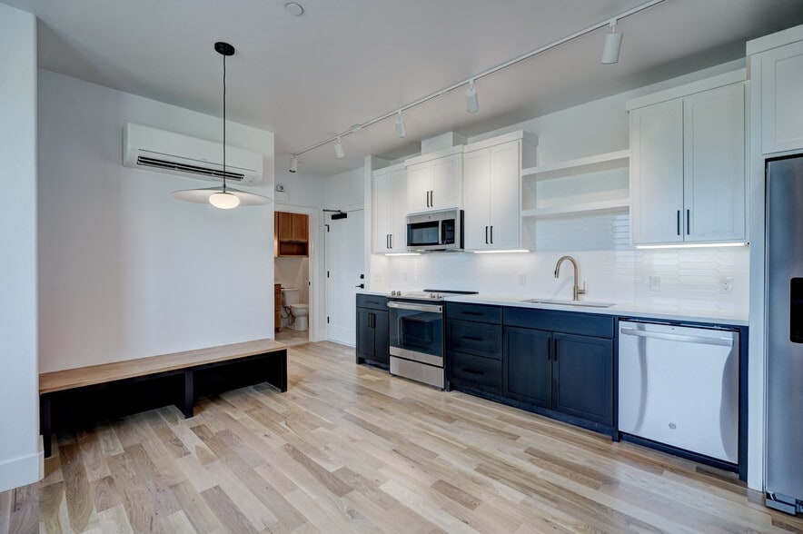More Photos Of 1700 Spoke St, Oklahoma City Office Residential For Sale