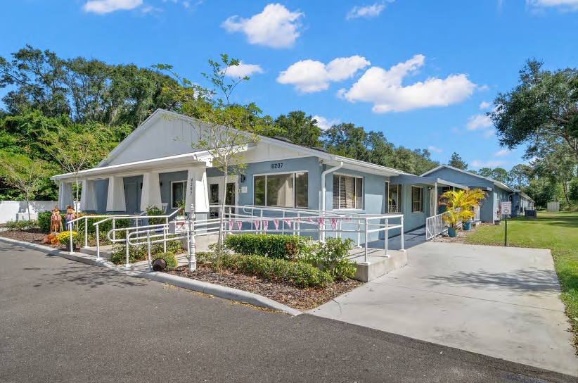Primary Photo Of 8207 Forest City Rd, Orlando Assisted Living For Sale