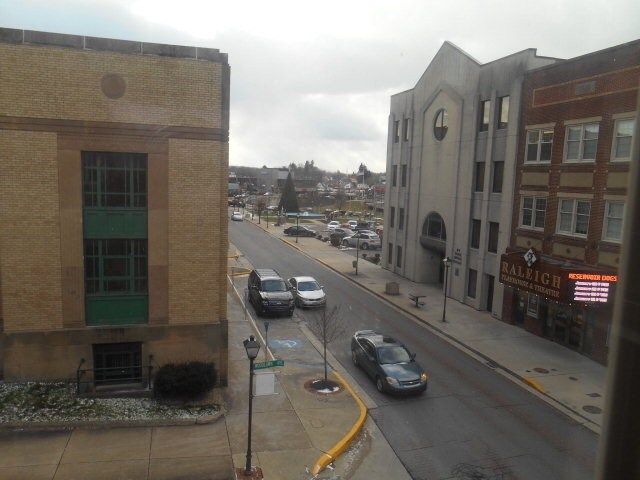 More Photos Of 328 Neville St, Beckley Office For Lease