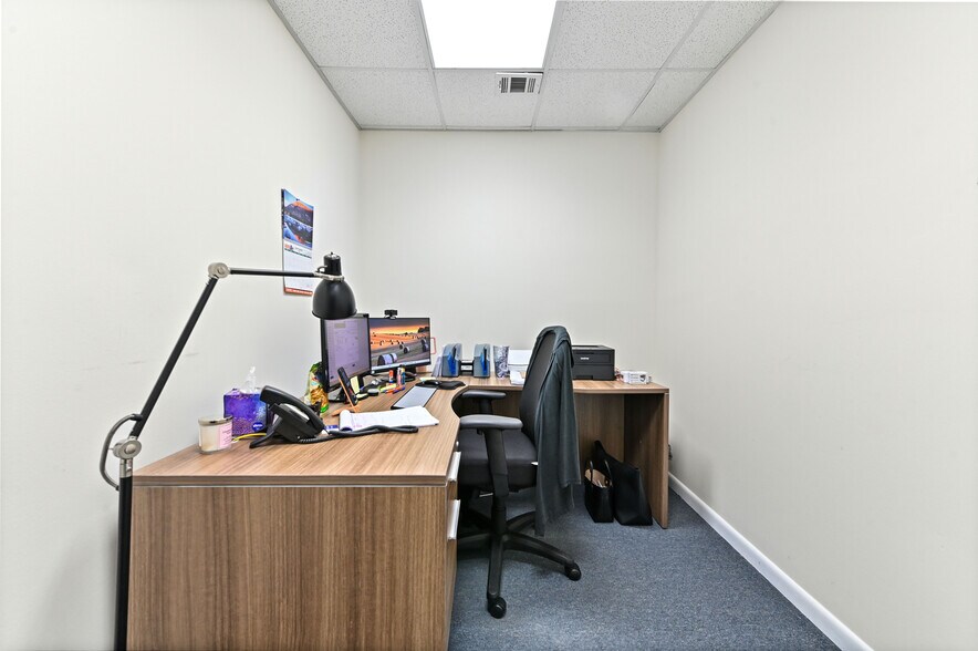 More Photos Of 355 NE 5th Ave, Delray Beach Loft Creative Space For Lease