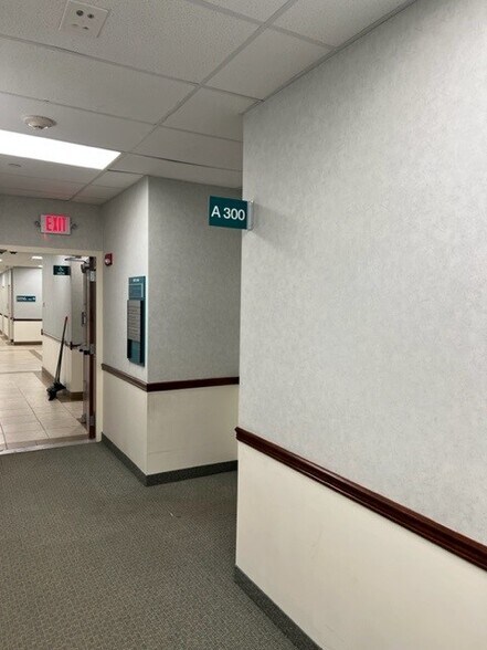 More Photos Of 115 Technology Dr, Trumbull Medical For Sale