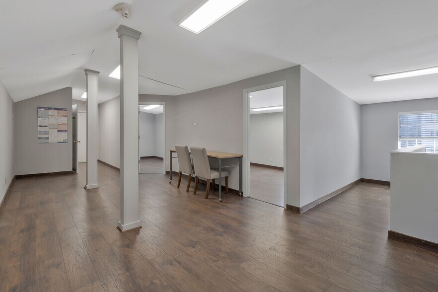 More Photos Of 131 Donelson Pike, Nashville Loft Creative Space For Sale