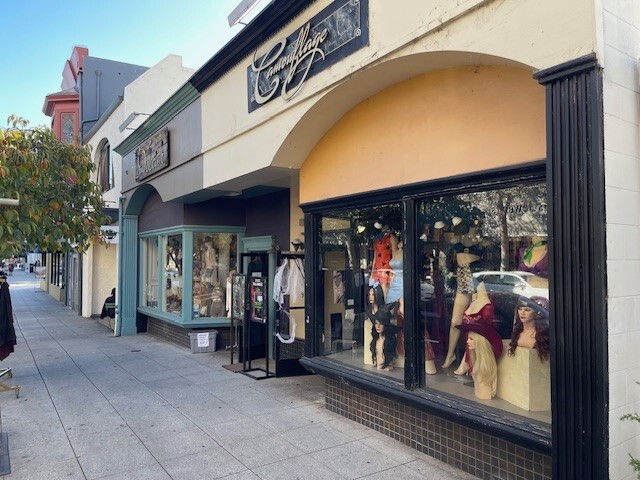 Primary Photo Of 1326-1332 Commerce Ln, Santa Cruz Storefront For Sale