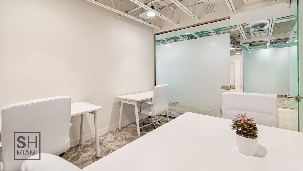 More Photos Of 820 W 41st St, Miami Beach Coworking Space