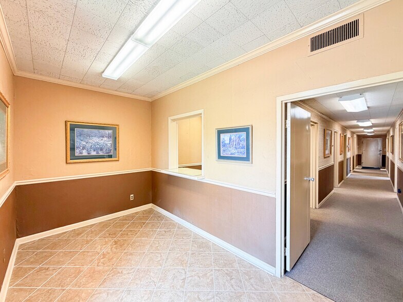More Photos Of 906 Wilson St NE, Decatur Coworking Space