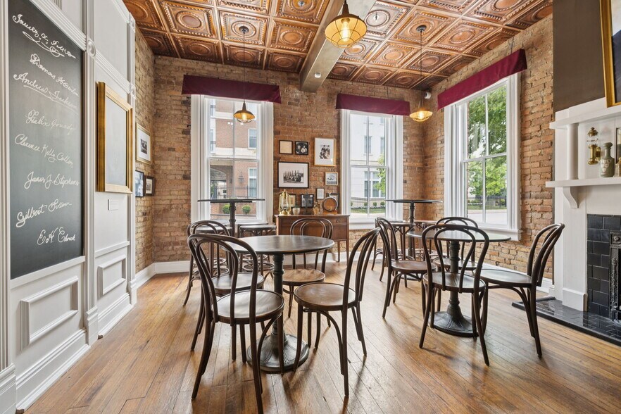 More Photos Of 108 Bridge St, Franklin Storefront For Sale