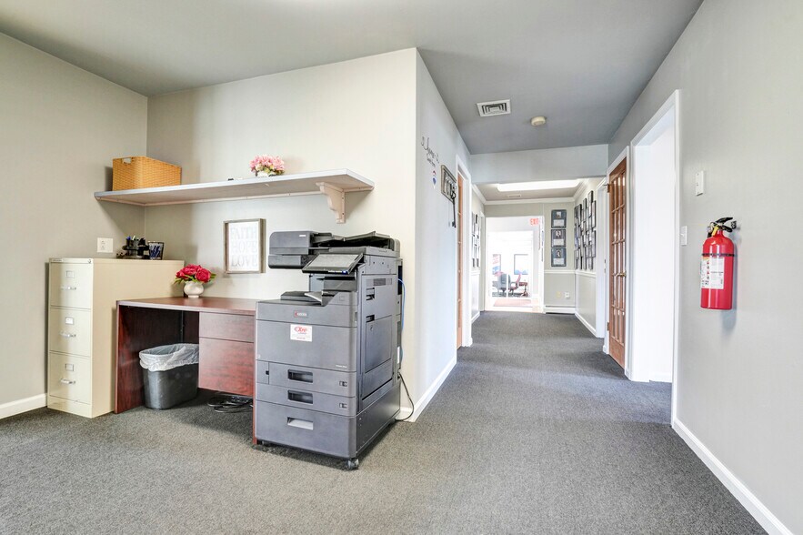 More Photos Of 1425 S Collegeville Rd, Collegeville General Retail For Lease