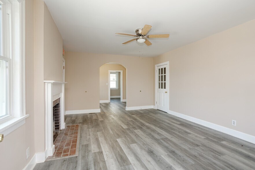 More Photos Of 2817 Dickerson Pike, Nashville Freestanding For Lease