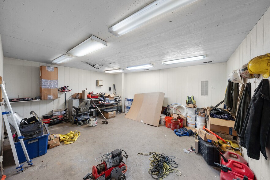 More Photos Of 14733 E State Hwy 11, Como Warehouse For Sale