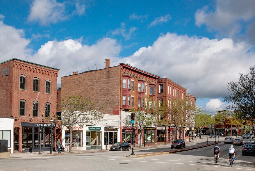 More Photos Of 202 Washington St, Brookline Coworking Space