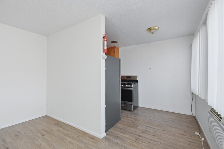 More Photos Of 2823 U St, Sacramento Apartments For Sale