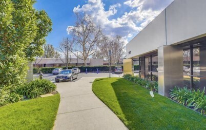 More Photos Of 5947-5951 Variel Ave, Woodland Hills Office For Sale