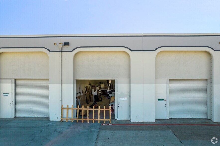More Photos Of 6190 Fairmount Ave, San Diego Warehouse For Lease
