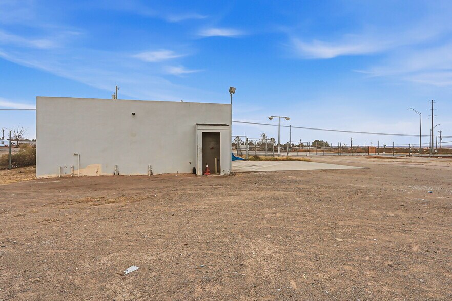 More Photos Of 201 Vinton Rd, Anthony Freestanding For Lease