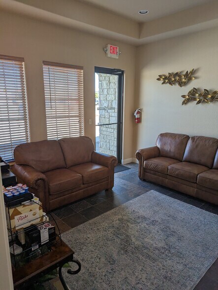 More Photos Of 1911 Corporate Dr, San Marcos Office For Sale