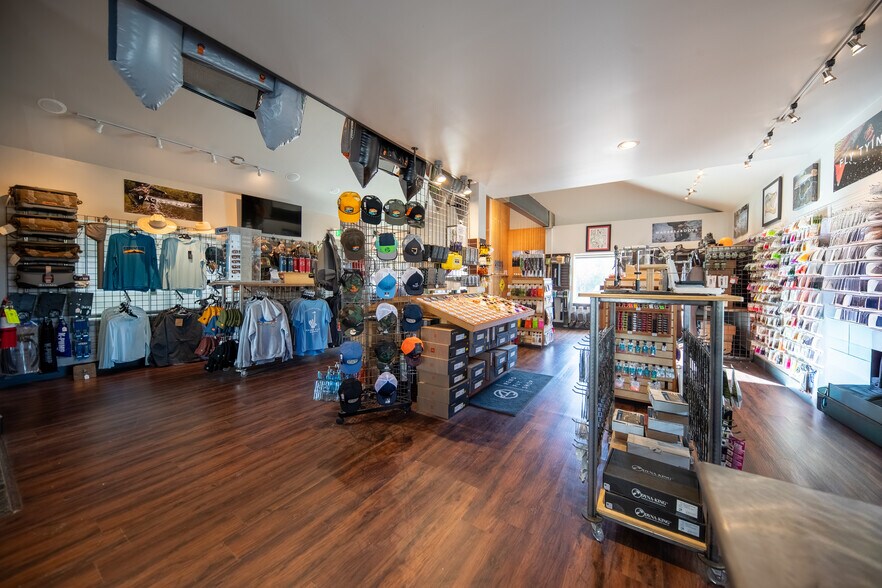 More Photos Of , Reno General Retail For Sale