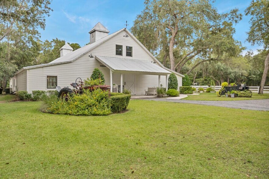 More Photos Of 485 Chandler Oaks Ln, Saint Augustine Lodge Meeting Hall For Sale