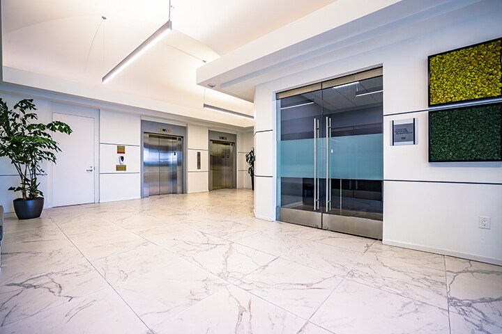 More Photos Of 15060 Ventura Blvd, Sherman Oaks Office For Lease