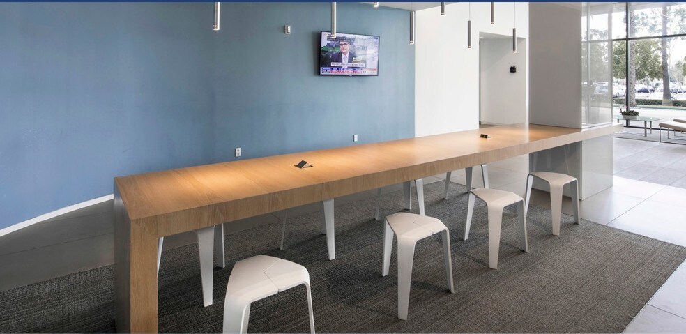 More Photos Of 19191 S Vermont Ave, Torrance Office For Lease