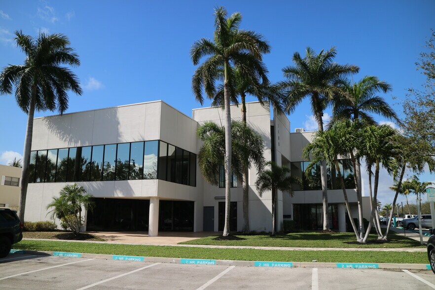 Primary Photo Of 1680 SE 3rd Ct, Deerfield Beach Loft Creative Space For Lease
