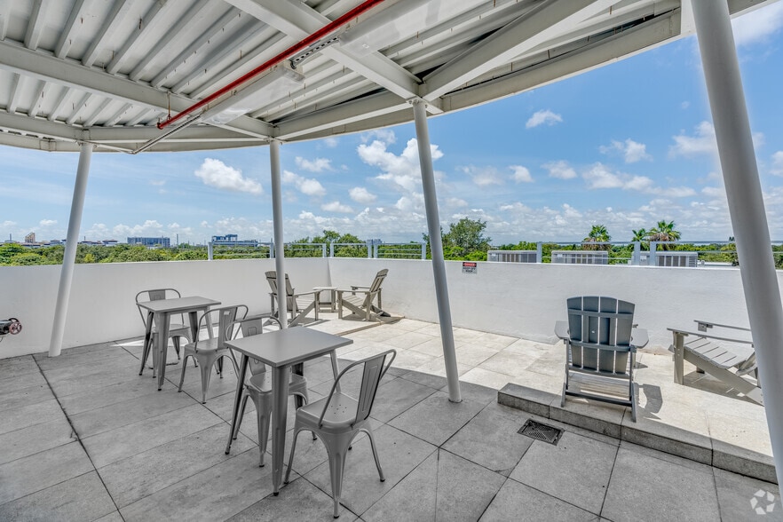 More Photos Of 5742 SW 62nd St, Coral Gables Apartments For Sale