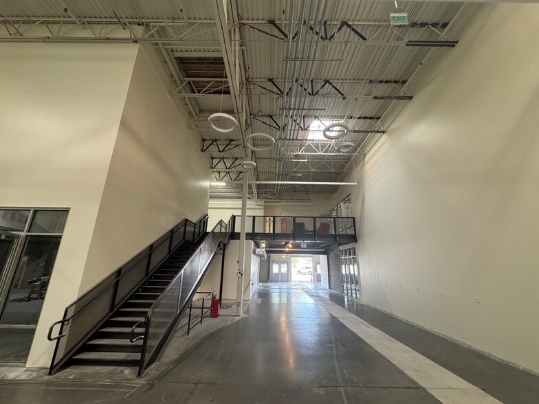 More Photos Of 2450 Oddie Blvd, Sparks Storefront Retail Office For Lease