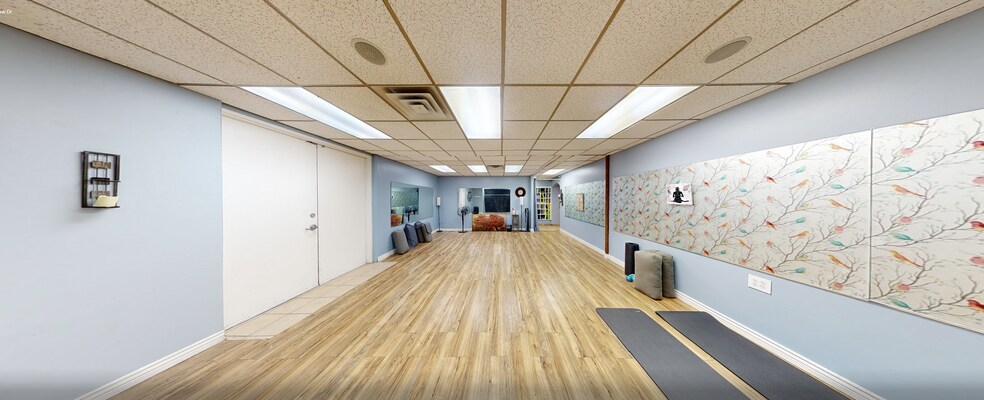 More Photos Of 7560 S Willow Dr, Tempe Office For Sale