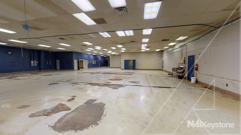 More Photos Of 448 Imperial Dr, Mohnton Warehouse For Sale