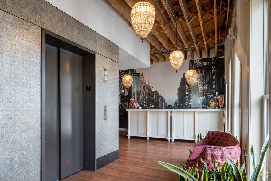 More Photos Of 1512-1514 Curtis St, Denver Loft Creative Space For Lease