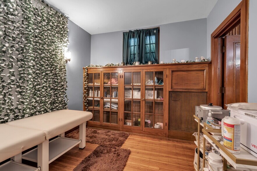More Photos Of 2740 Main St, Buffalo Office Residential For Sale