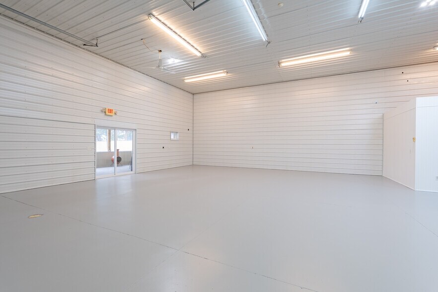 More Photos Of 202 Hemi Ln, Gravois Mills Specialty For Sale