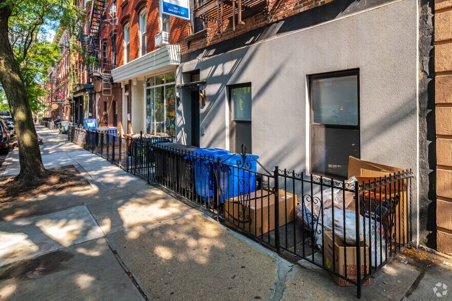 More Photos Of 193 Sackett St, Brooklyn Apartments For Sale