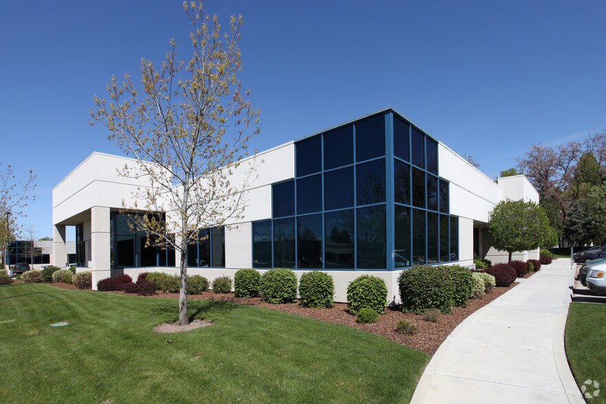 More Photos Of 9180-9226 W Barnes Dr, Boise Office For Lease