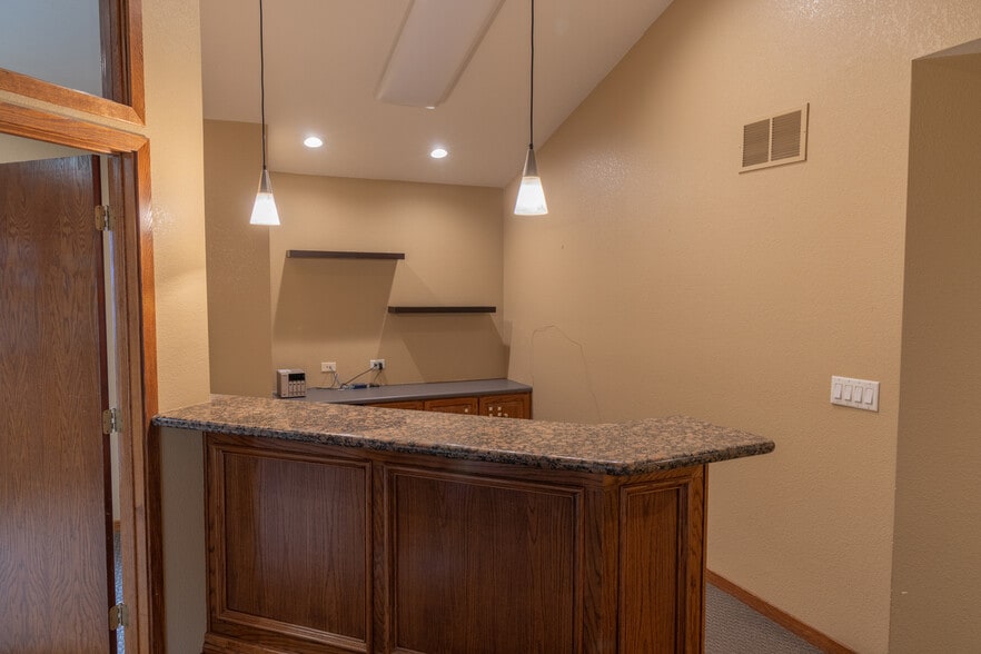 More Photos Of 3702 Manhattan Ave, Fort Collins Office For Lease