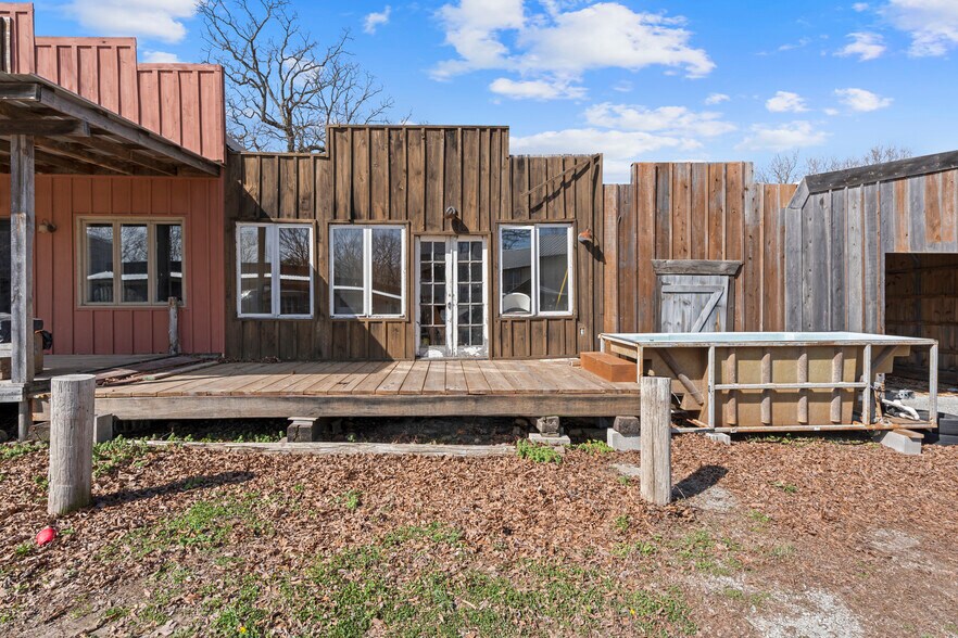 More Photos Of 40082 County Road 591, Jay Apartments For Sale