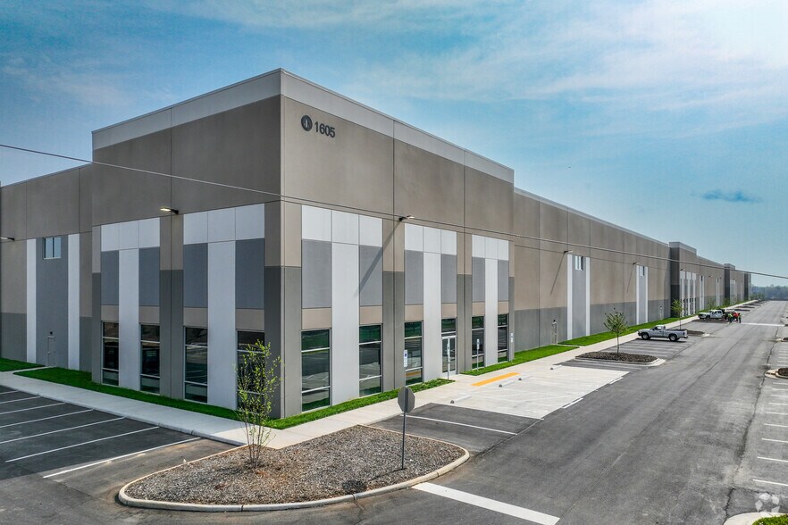 More Photos Of 1605 Piedmont Commerce Dr, Kernersville Warehouse For Lease