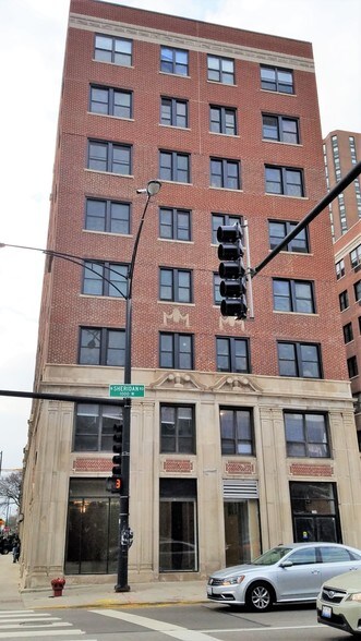 More Photos Of 5200 N Sheridan Rd, Chicago Apartments For Lease