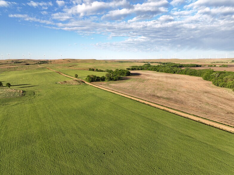 More Photos Of 223 KS-14, Lincoln Land For Sale