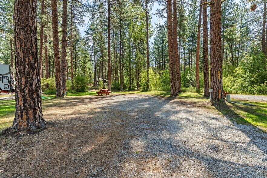 More Photos Of 9955 US Highway 12, Lolo Specialty For Sale