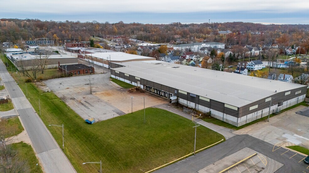 More Photos Of 18513 Euclid Ave, Cleveland Industrial For Sale
